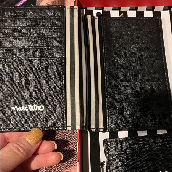 Marc Tetro Black Dog Print Zippered Pouch, Card Holder, luggage tag & passport - Picture 6 of 7